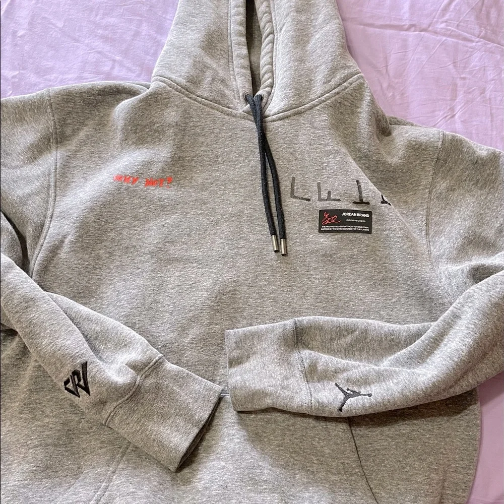 Gray Jordan Hoodie - Picture 1 of 7